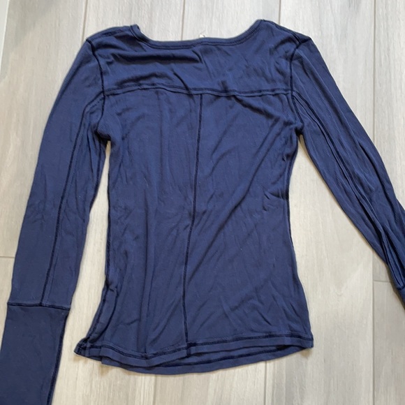 Navy blue long sleeve free people t button down - Picture 4 of 4